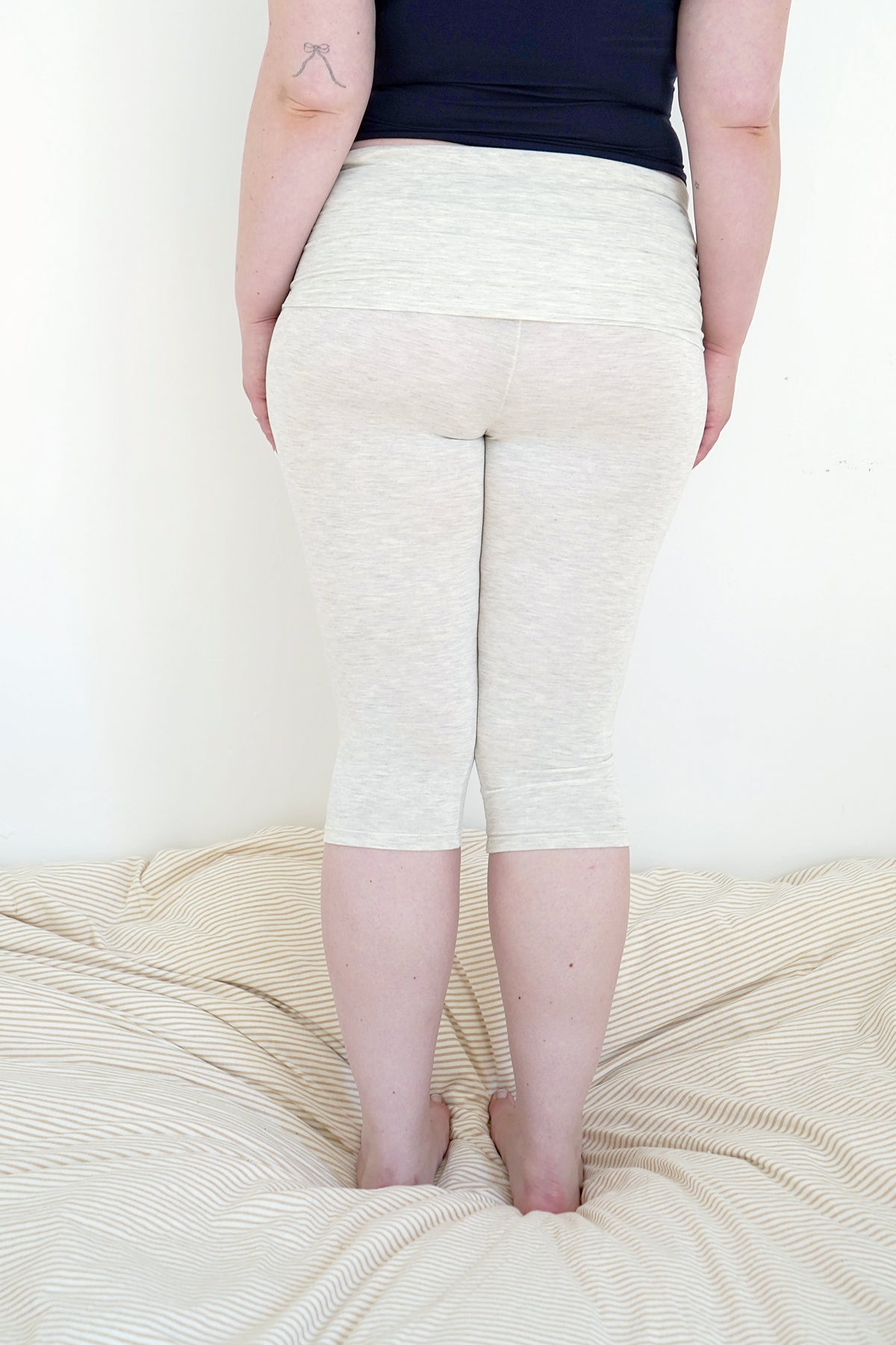 Gray bottoms on the larger model — Size: XS, S, M, L